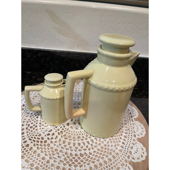 Vintage Kitchen BATTER Jugs - batter and butter - Picture 3 of 9